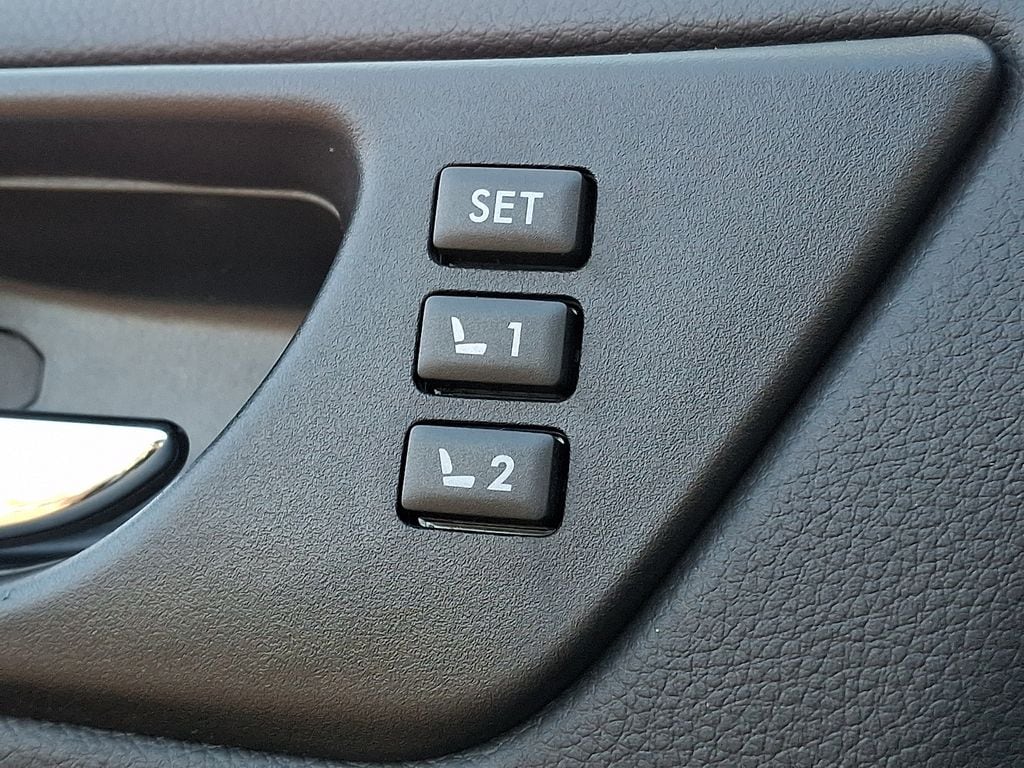 Thumbnail: 2015 Subaru Legacy - 24