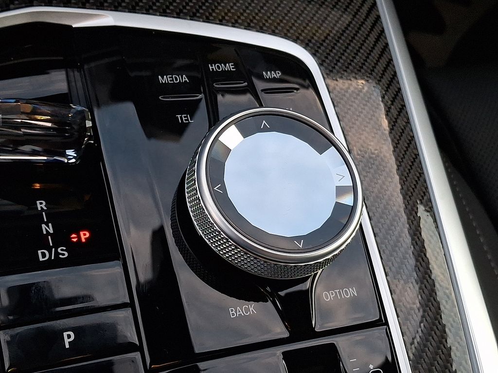 Thumbnail: 2027 BMW X7 - 9