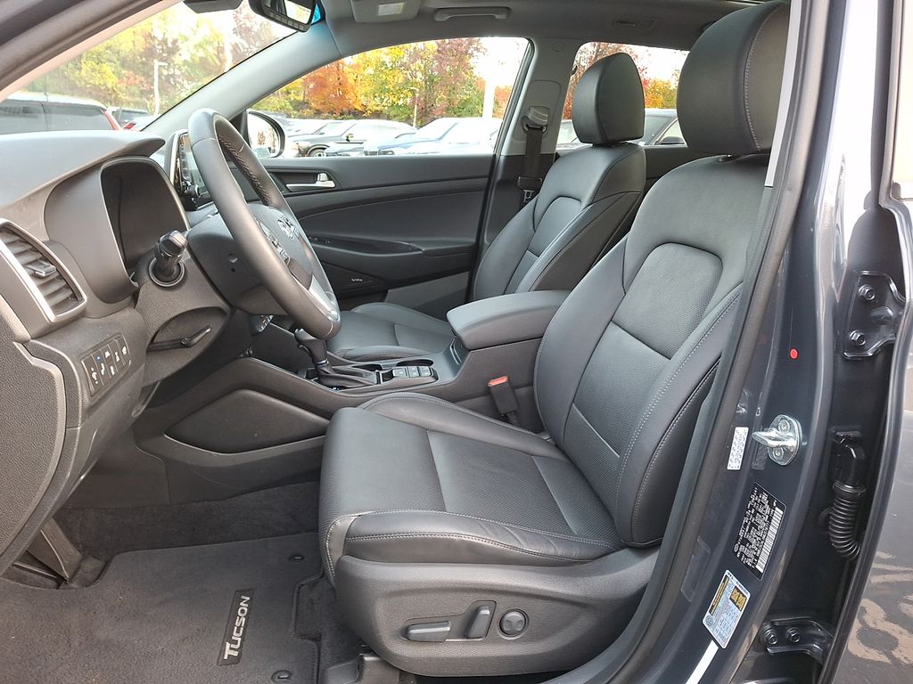 Thumbnail: 2021 Hyundai Tucson - 9