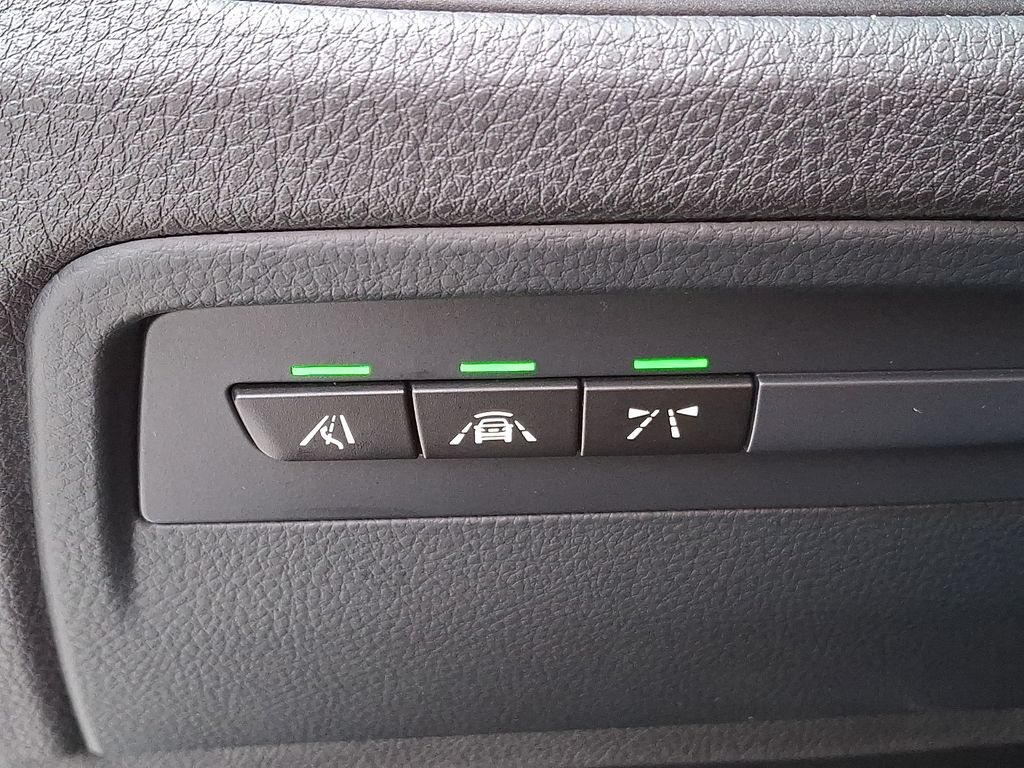 Thumbnail: 2019 BMW 4 Series - 23