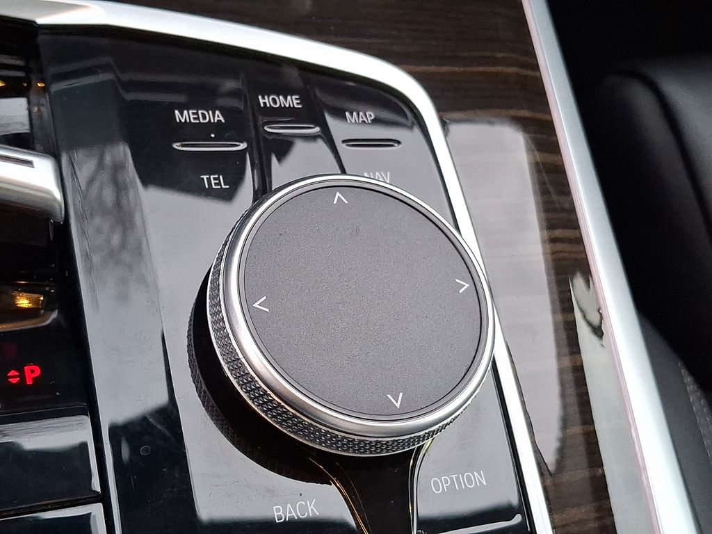 Thumbnail: 2023 BMW X7 - 20