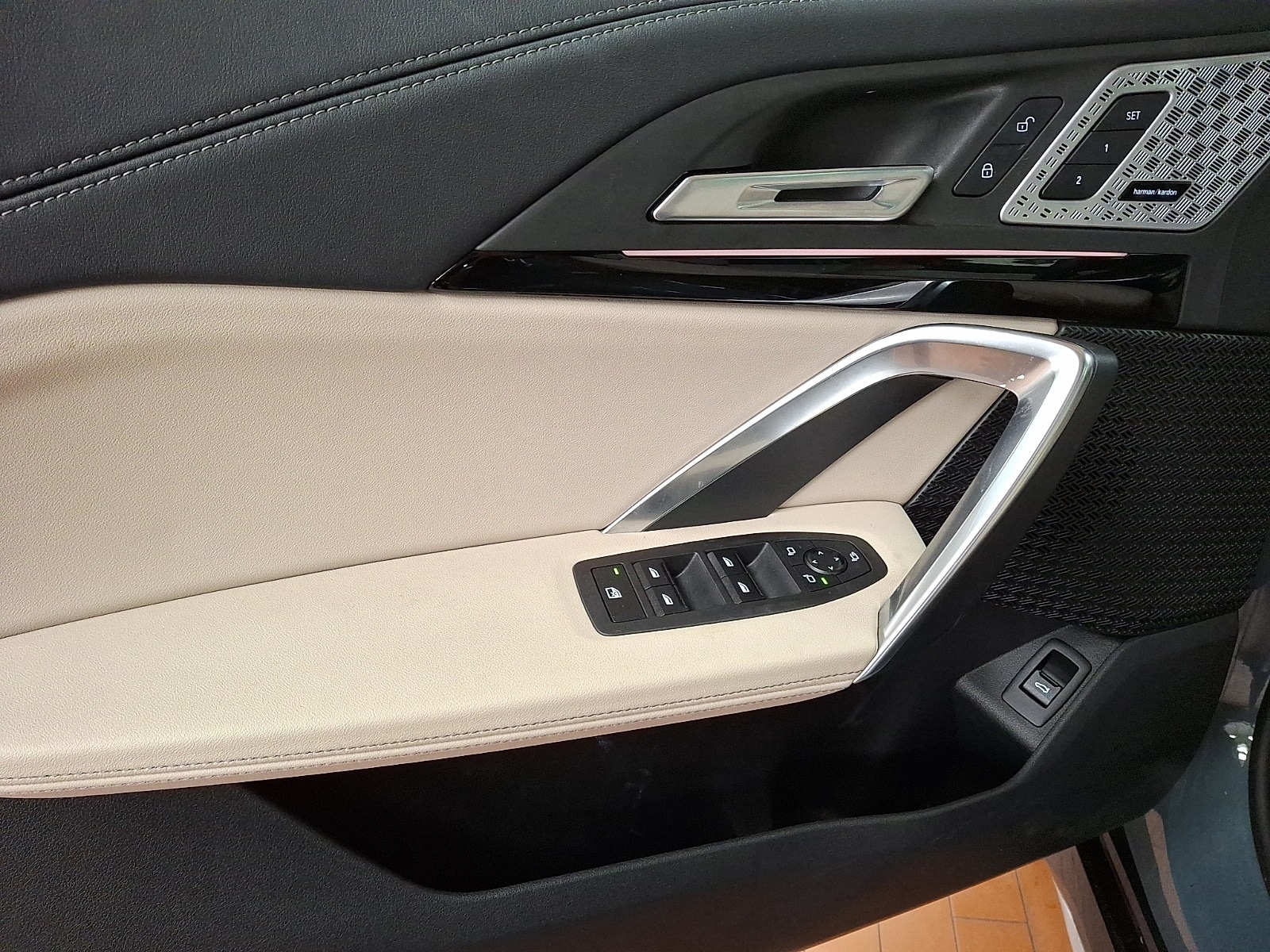 Thumbnail: 2025 BMW X1 - 8