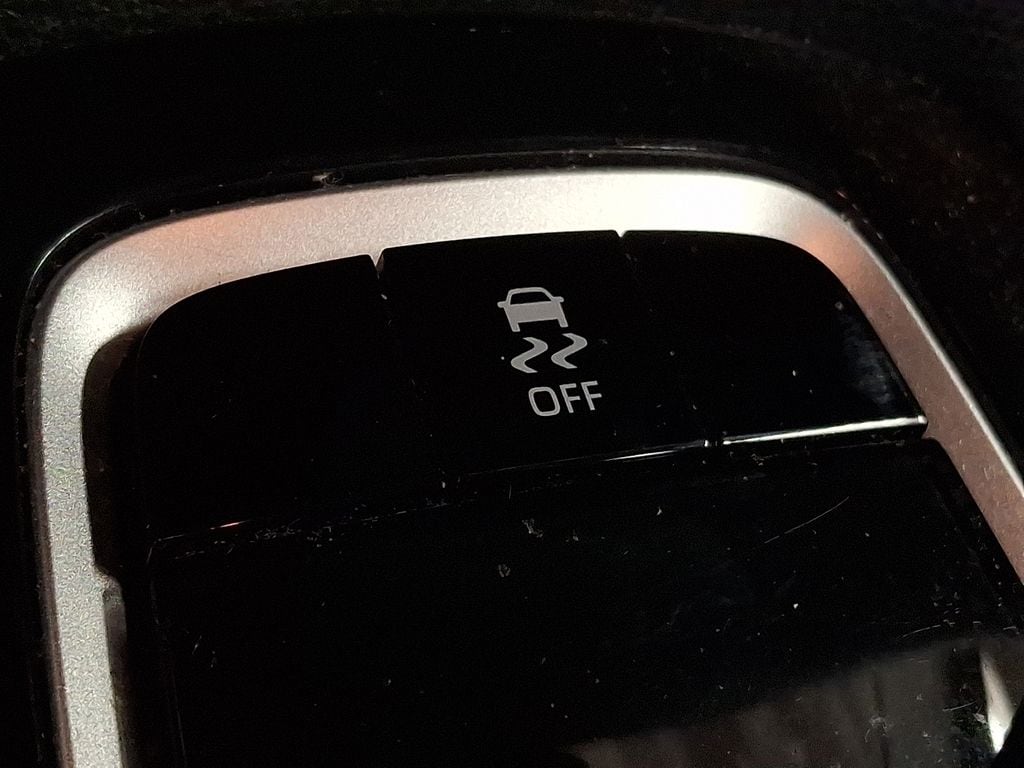 Thumbnail: 2020 Toyota Corolla - 18