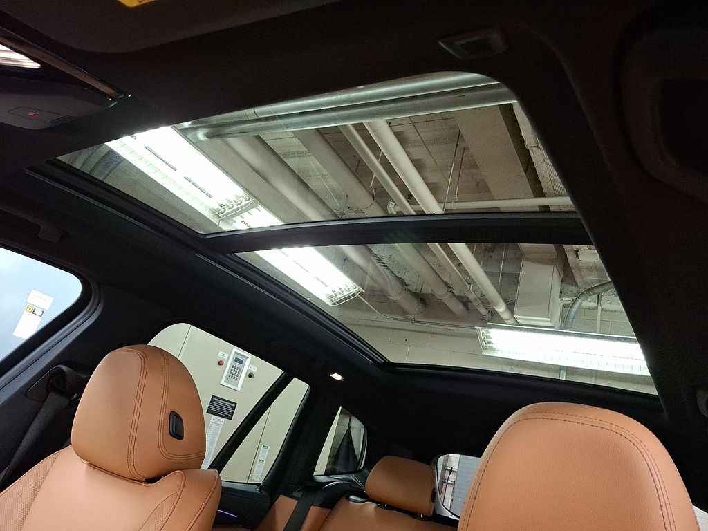 Thumbnail: 2023 BMW X3 - 9
