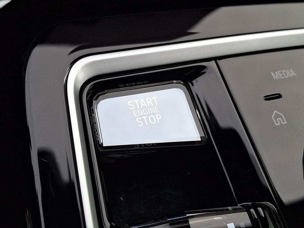 Thumbnail: 2023 BMW 7 Series - 17