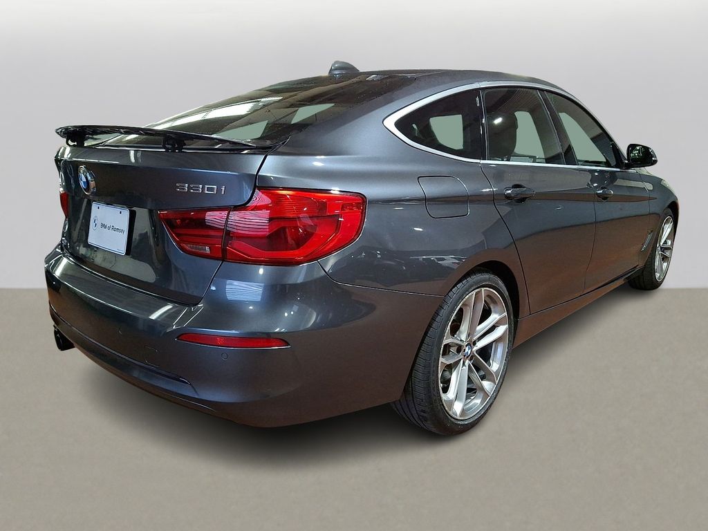 Thumbnail: 2018 BMW 3 Series - 5