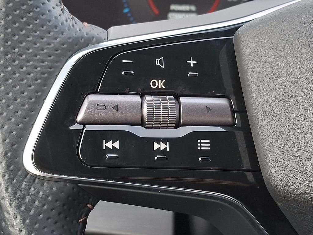 Thumbnail: 2024 Nissan Ariya - 18