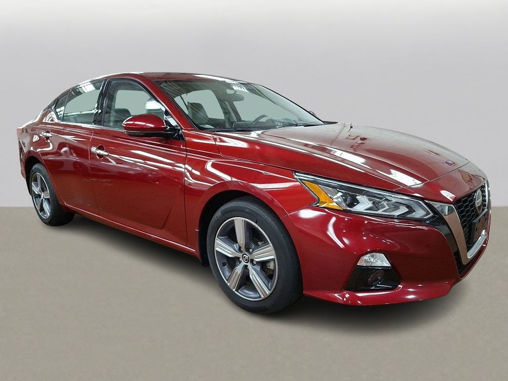 Used 2022 Nissan Altima 2.5 SL Sedan