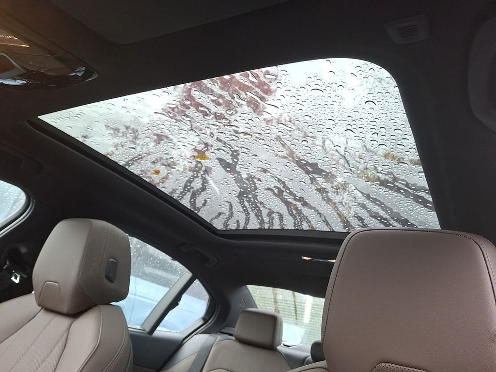 Thumbnail: 2025 BMW i5 - 11