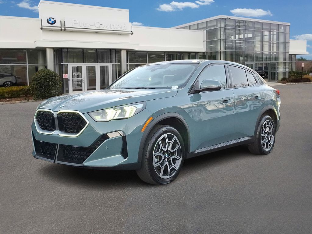 2025 BMW X2 28i's photo