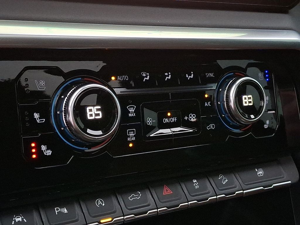 Thumbnail: 2023 GMC Sierra 1500 - 13