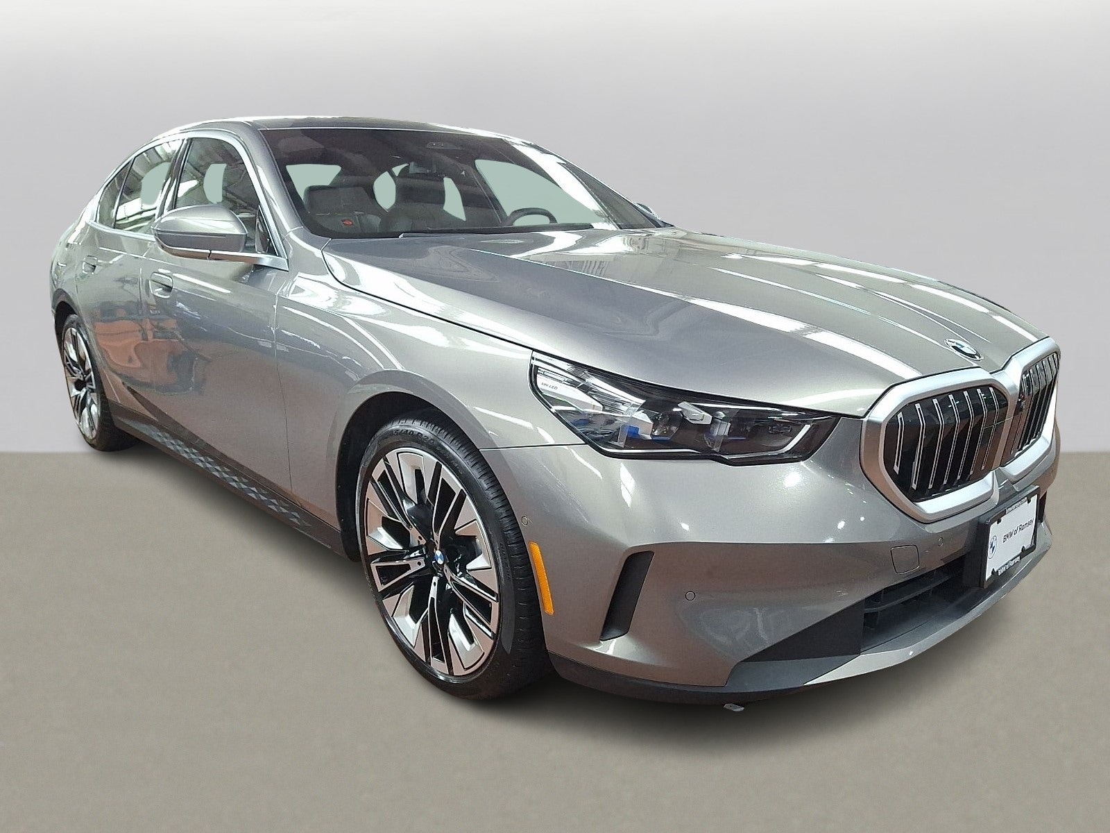 Thumbnail: 2025 BMW 5 Series - 3