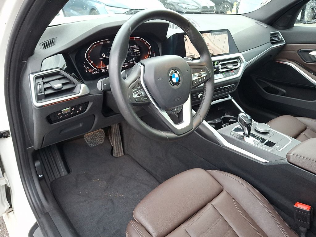 Thumbnail: 2020 BMW 3 Series - 10
