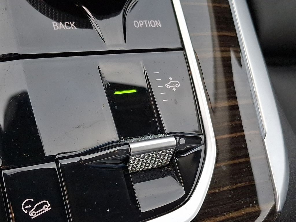 Thumbnail: 2020 BMW X7 - 24
