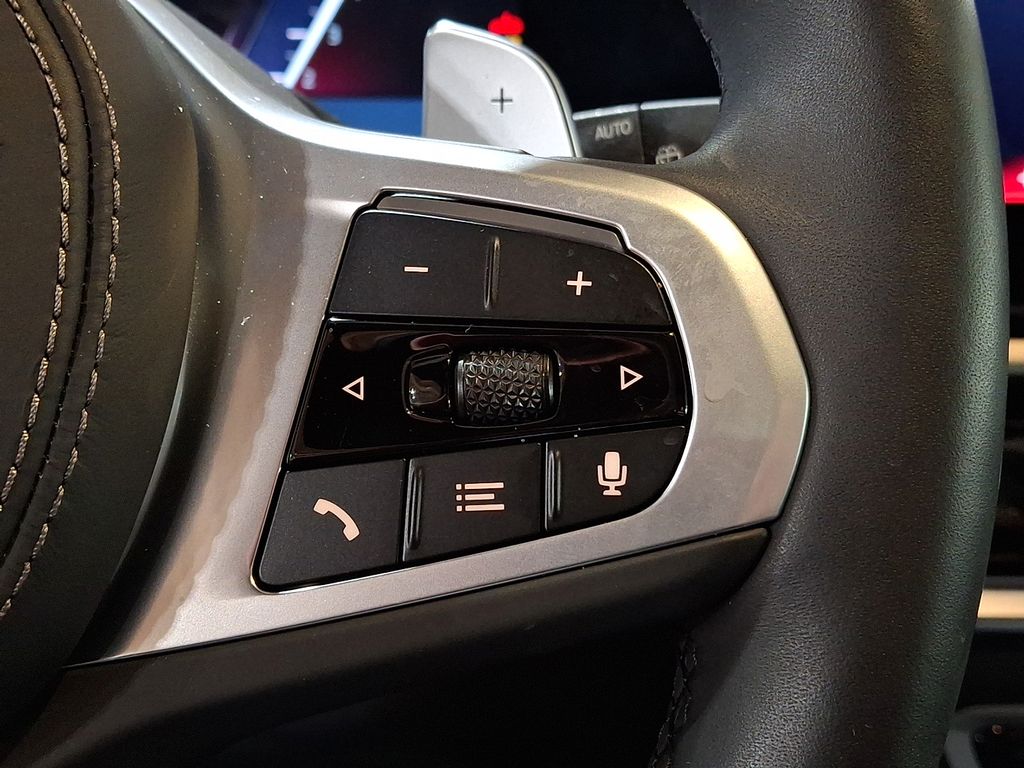 Thumbnail: 2025 BMW X5 - 18