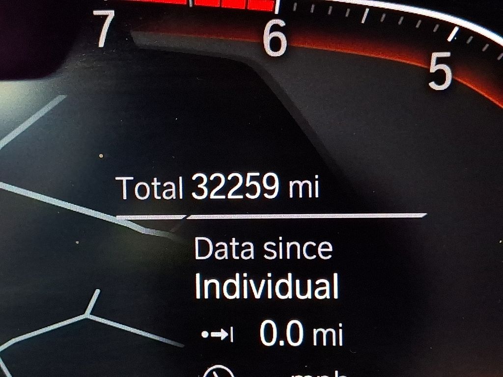 Thumbnail: 2023 BMW 5 Series - 16