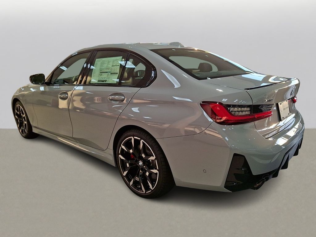 Thumbnail: 2026 BMW 3 Series - 4