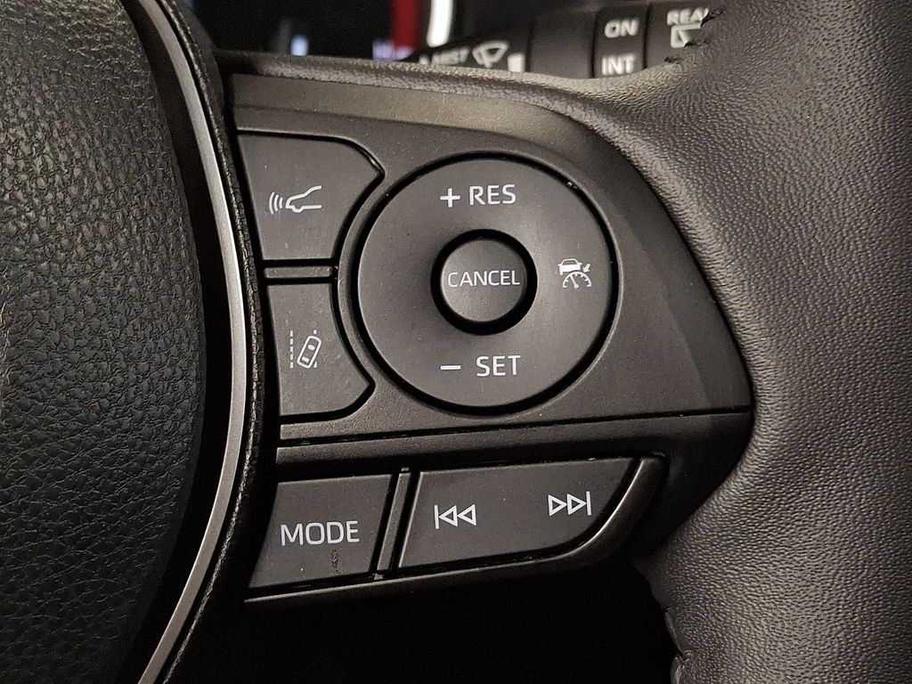 Thumbnail: 2023 Toyota RAV4 - 18