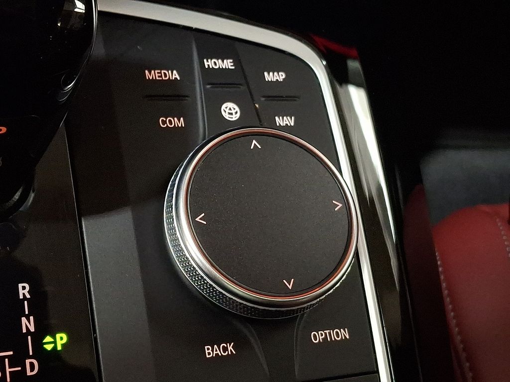 Thumbnail: 2023 BMW X4 - 23