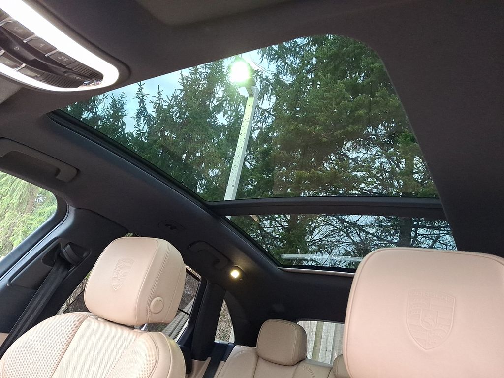 Thumbnail: 2019 Porsche Macan - 11