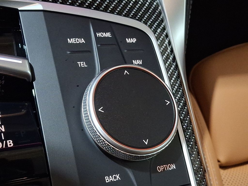 Thumbnail: 2025 BMW i4 - 23