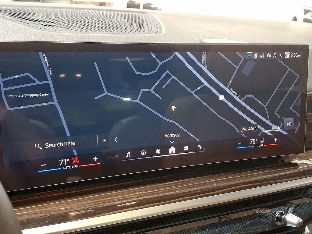 Thumbnail: 2026 BMW X7 - 13