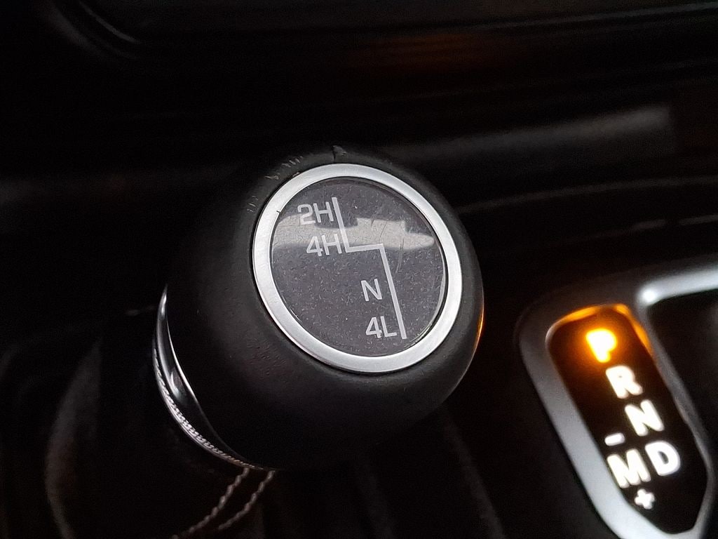 Thumbnail: 2020 Jeep Wrangler - 19