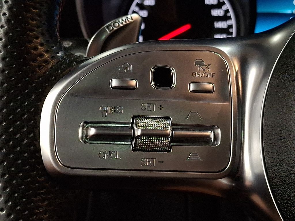 Thumbnail: 2019 Mercedes-Benz C-Class - 15