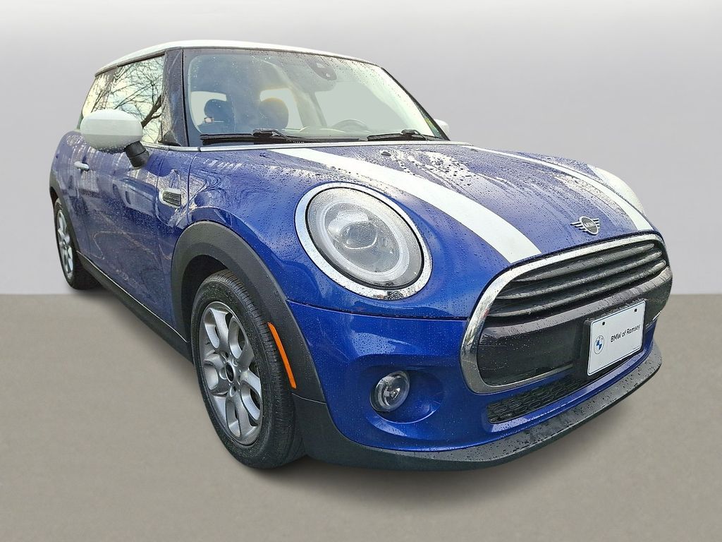 Thumbnail: 2021 MINI Cooper Hardtop - 3