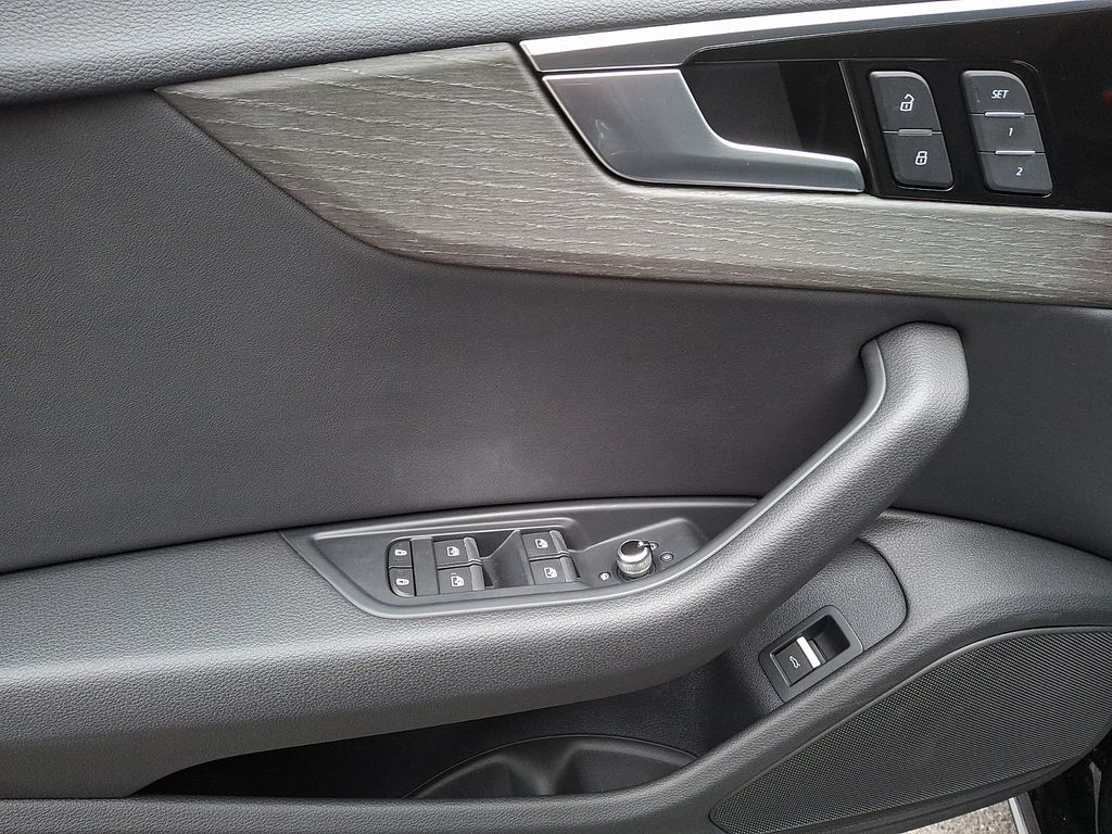 Thumbnail: 2020 Audi A5 - 10