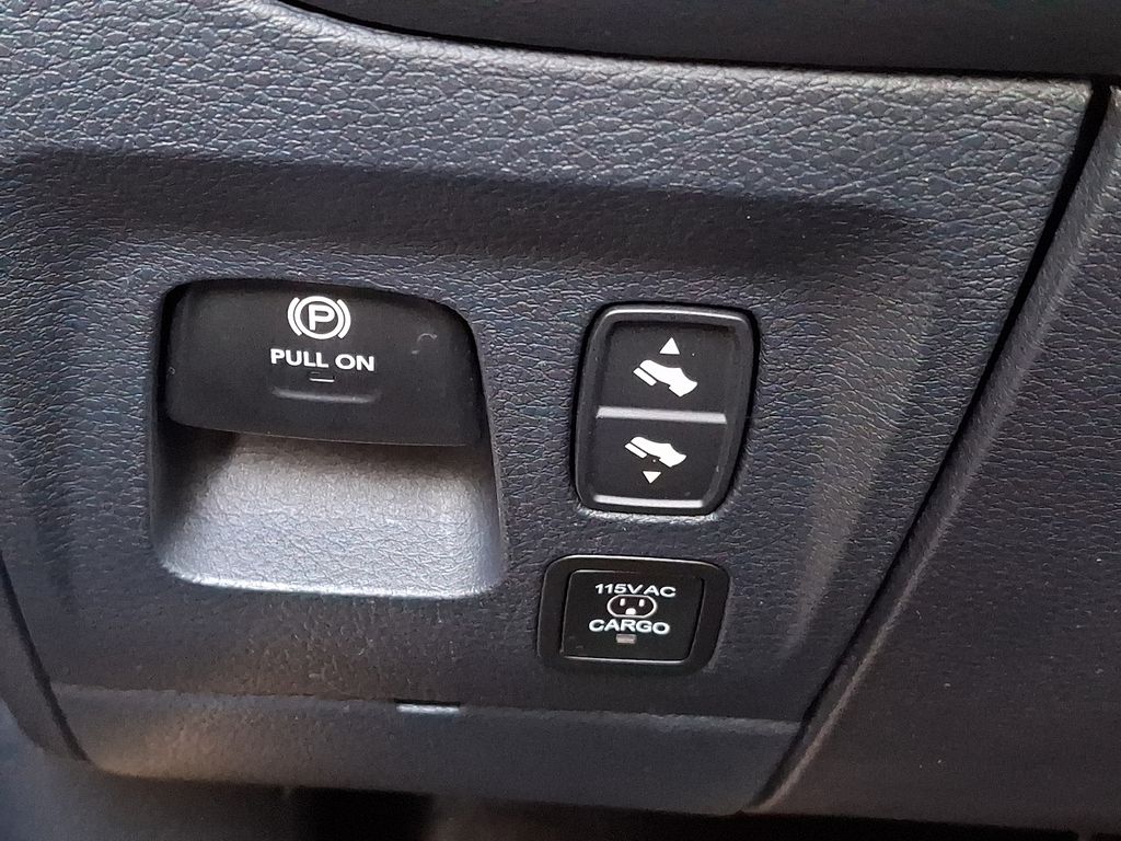 Thumbnail: 2023 RAM 1500 - 26