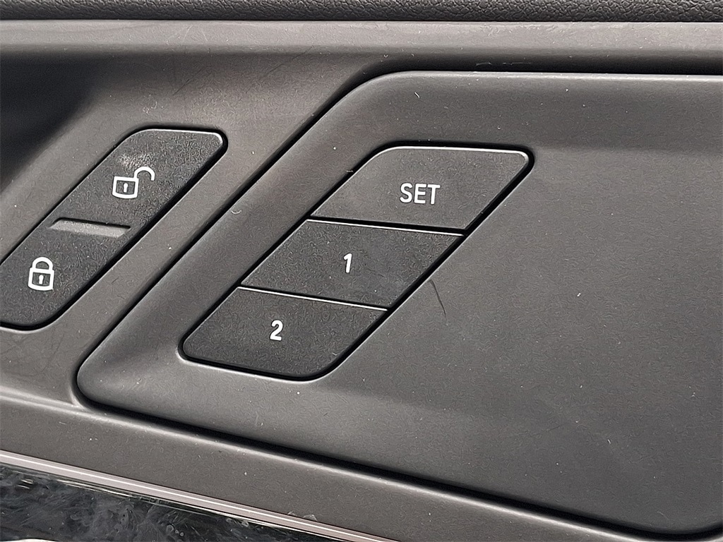 Thumbnail: 2025 BMW X1 - 24