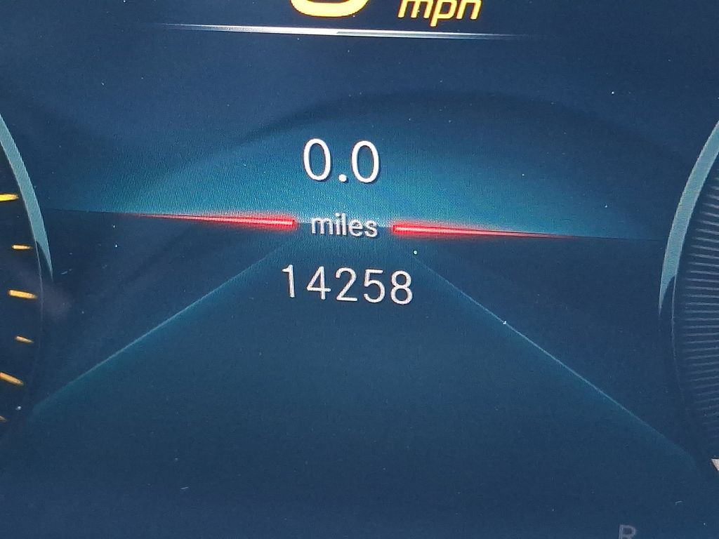 Thumbnail: 2021 Mercedes-Benz GLB - 17