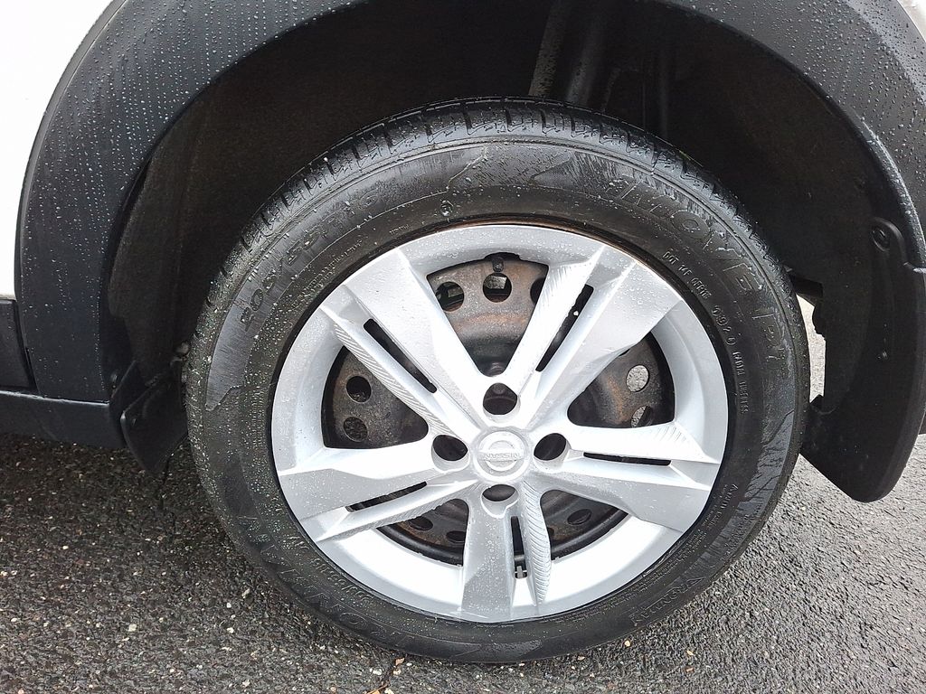 Thumbnail: 2020 Nissan Kicks - 6