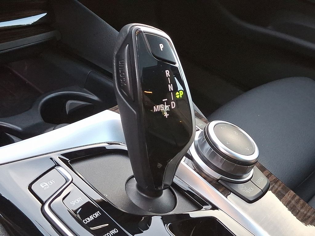 2022 BMW 5 Series 540i xDrive 13