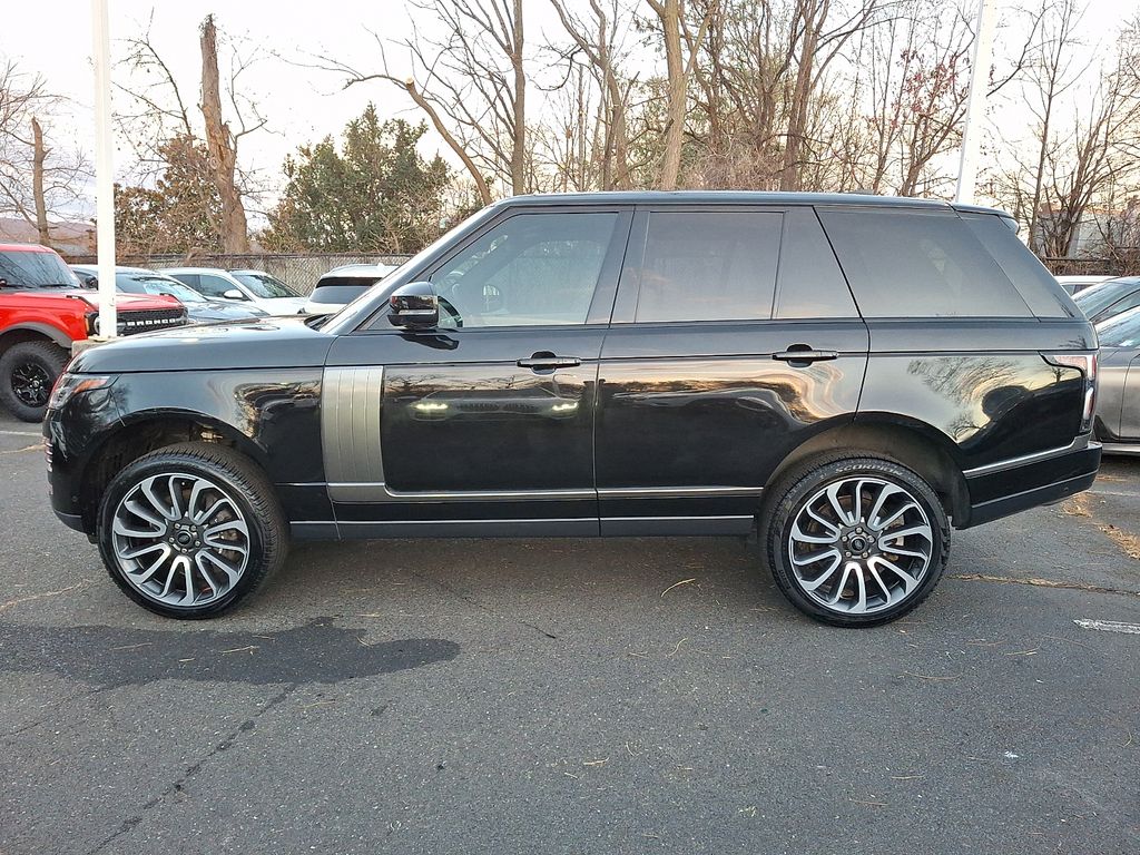 Thumbnail: 2022 Land Rover Range Rover - 6