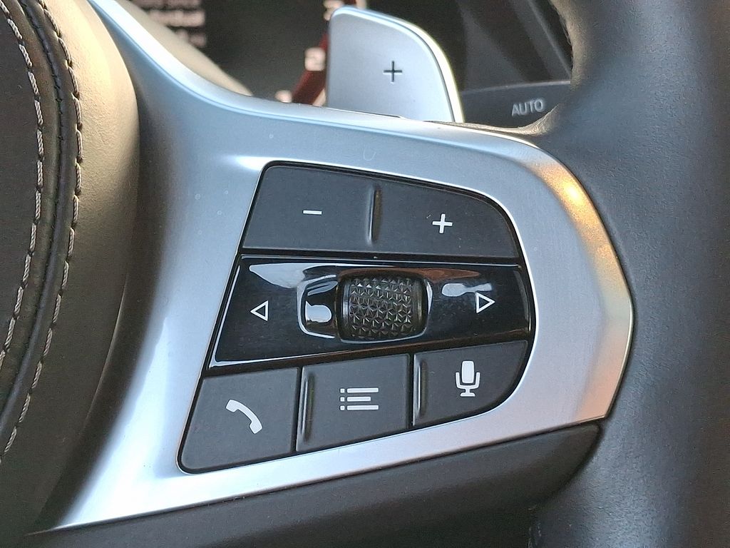 Thumbnail: 2023 BMW X6 - 17