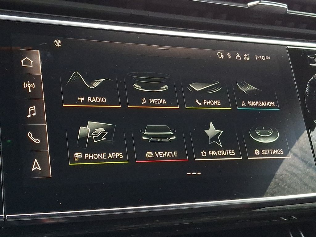 Thumbnail: 2021 Audi Q7 - 15