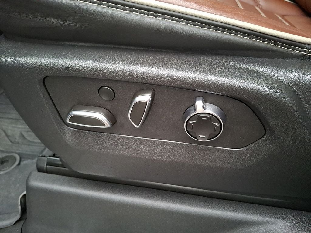 Thumbnail: 2023 GMC Sierra 1500 - 10