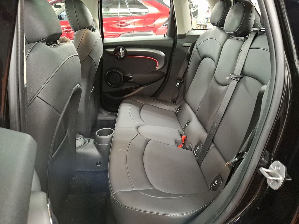 Thumbnail: 2024 MINI Cooper Hardtop - 8