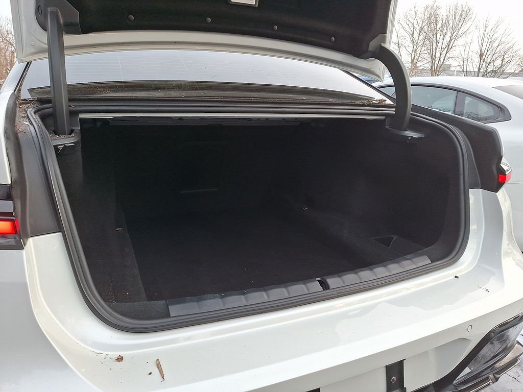 Thumbnail: 2023 BMW 7 Series - 26