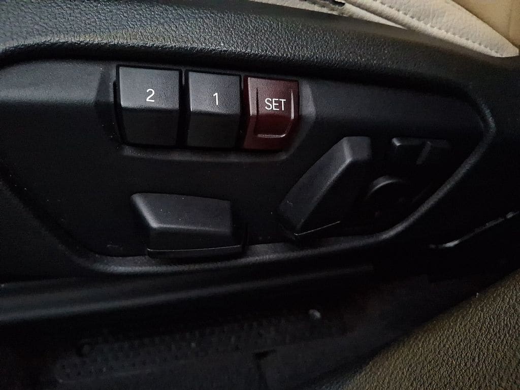 Thumbnail: 2022 BMW X2 - 11