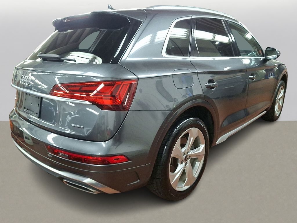 2022 Audi Q5 45 S line Premium photo 3