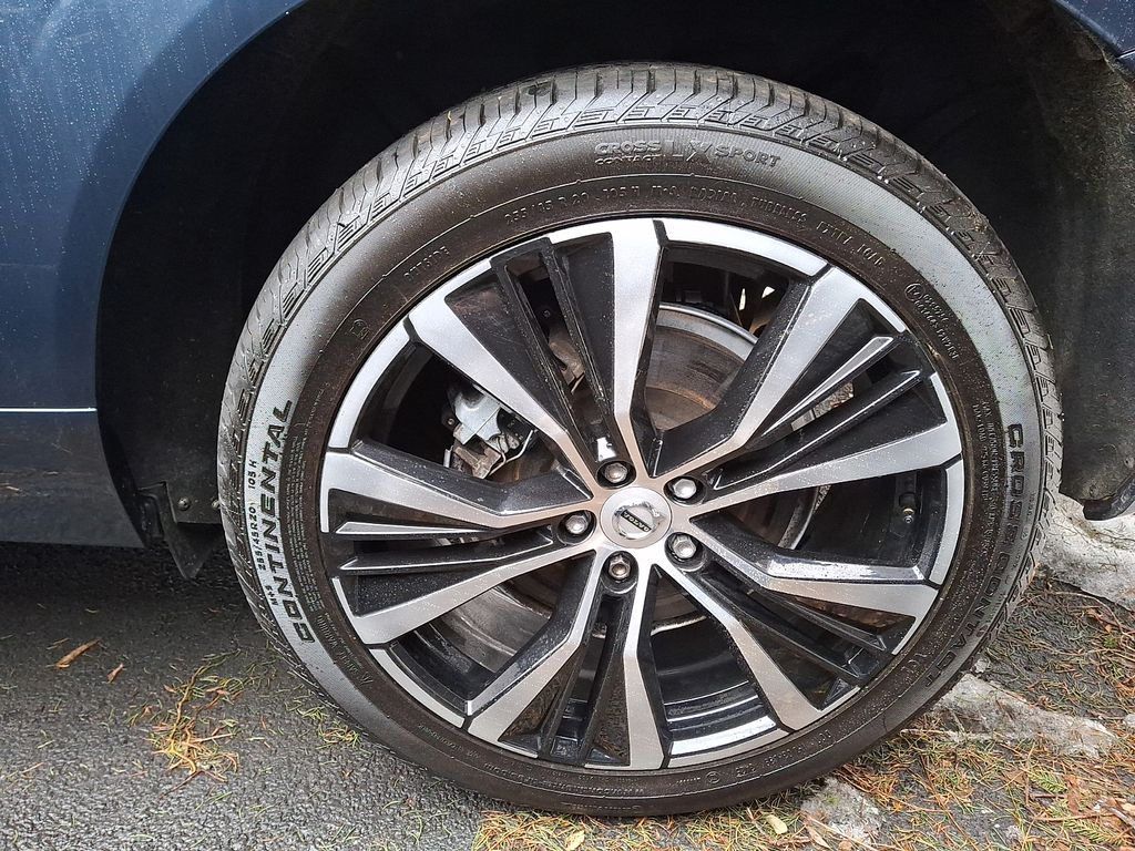 Thumbnail: 2023 Volvo XC60 - 6