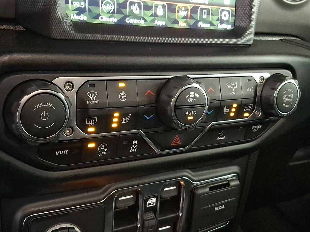 Thumbnail: 2022 Jeep Gladiator - 12