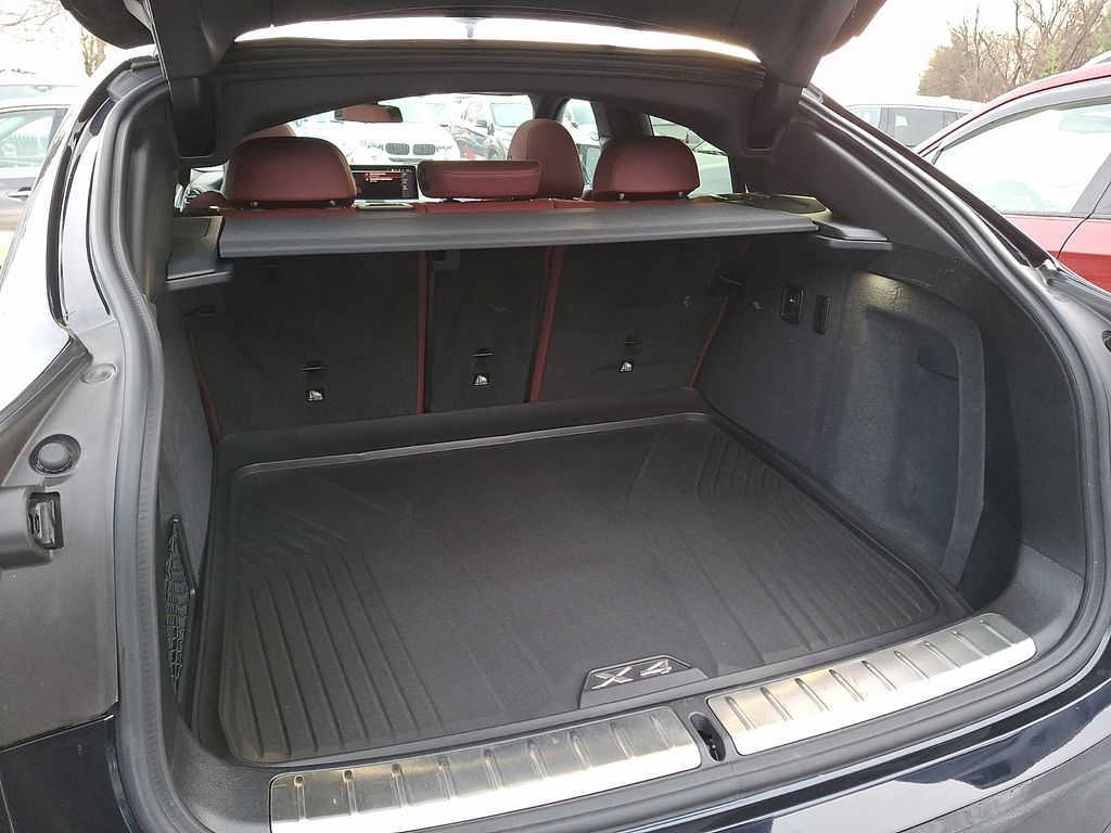 Thumbnail: 2024 BMW X4 - 27