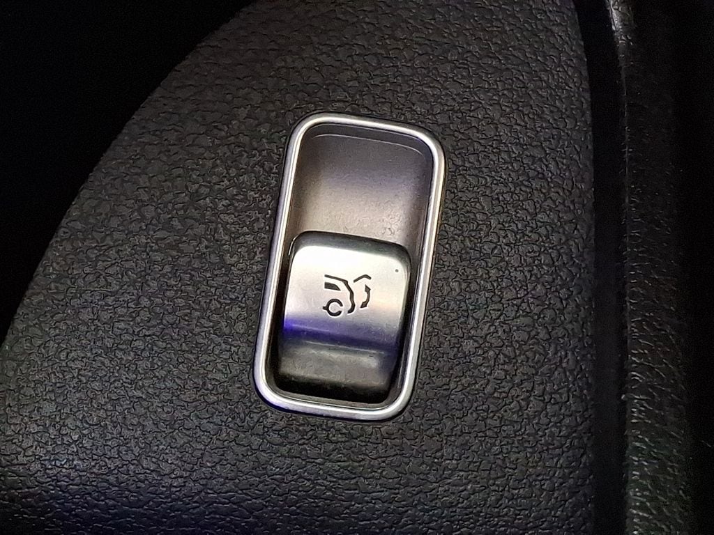 Thumbnail: 2020 Mercedes-Benz GLE - 23