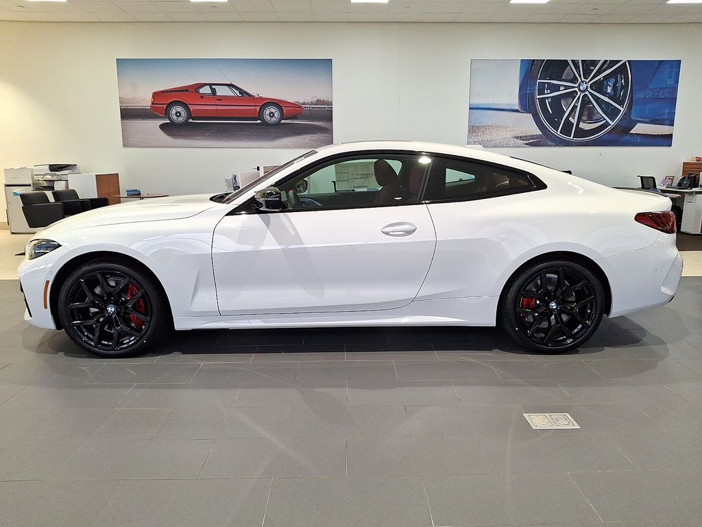 Thumbnail: 2026 BMW 4 Series - 6