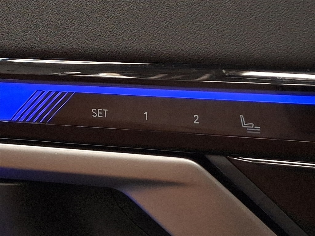Thumbnail: 2025 BMW i5 - 26