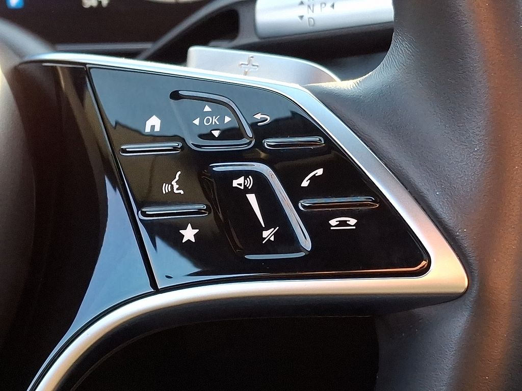 Thumbnail: 2022 Mercedes-Benz S-Class - 18